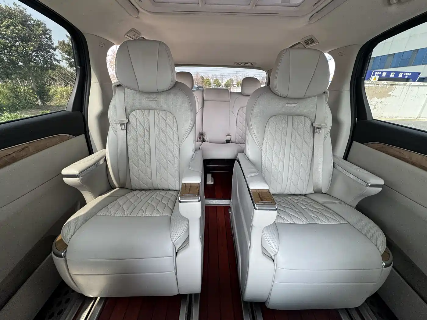 Buick GL8 2018 ES 28T Premium Type China VI фото 10