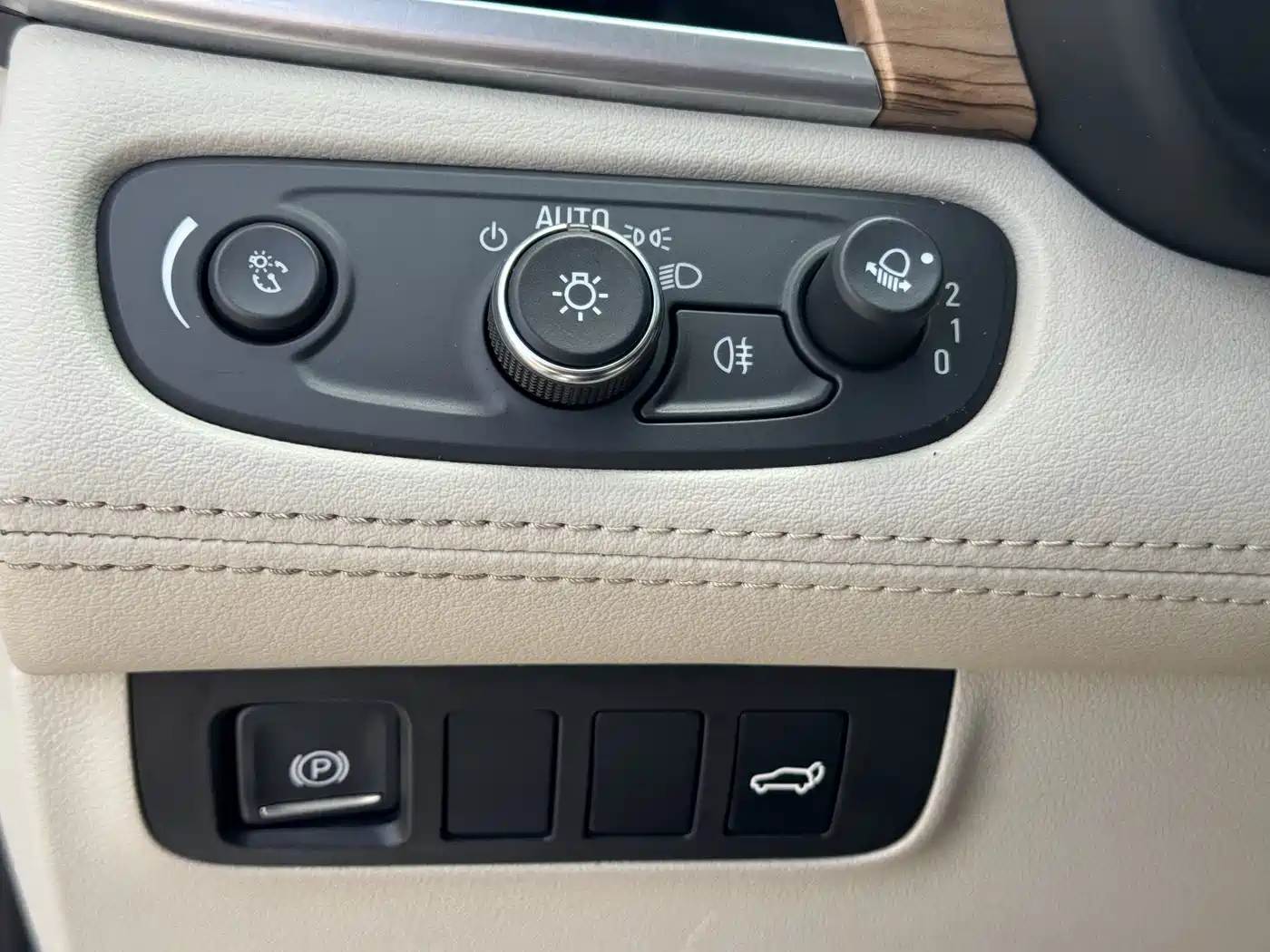 Buick GL8 2018 ES 28T Premium Type China VI фото 37