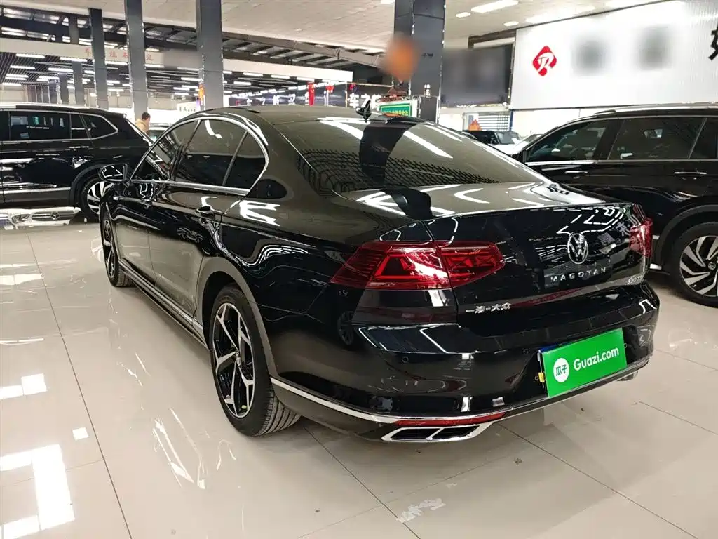 Volkswagen Magotan 2023 Model 2 Million Commemorative Edition 330TSI DSG Luxury фото 5