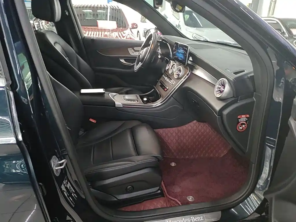 Mercedes-Benz GLC 2021 GLC 300 L 4MATIC Sporty фото 25