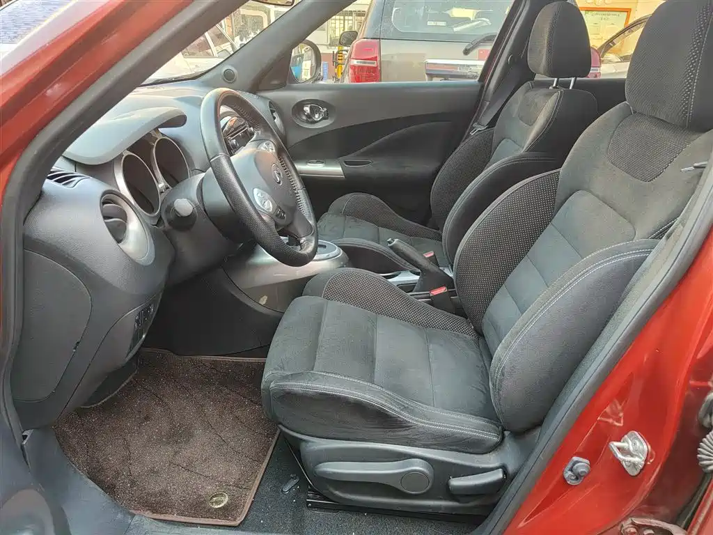 INFINITI ESQ