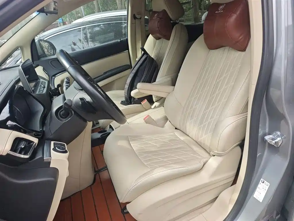 BUICK GL8
