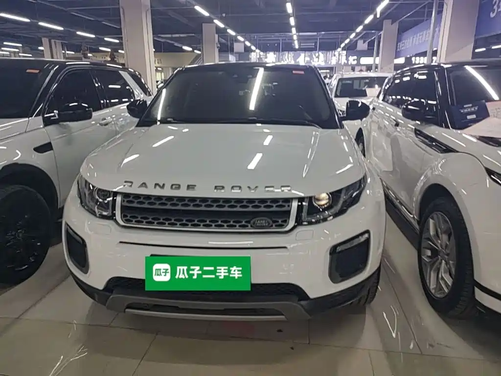 Land Rover Range Rover Evoque 2017 2.0T British Style Edition фото 3
