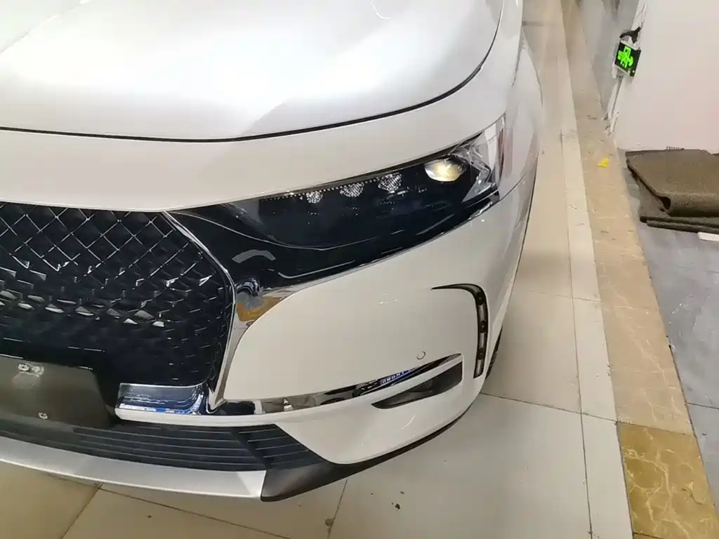 DS 7 2019 2018 45THP Rivoli Pioneer Edition