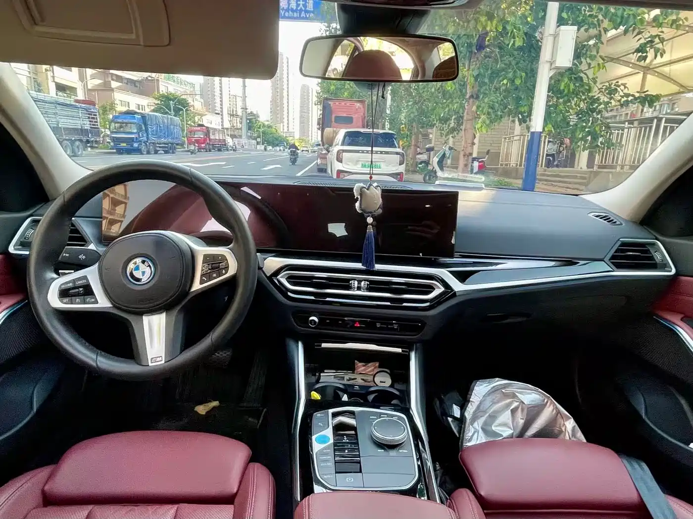 BMW i3 2022 eDrive 35 L фото 5
