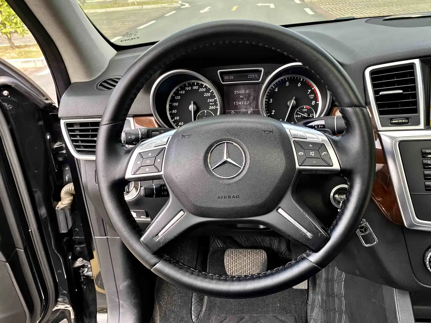 Mercedes-Benz M-Class 2012 Model ML 350 Dynamic фото 18