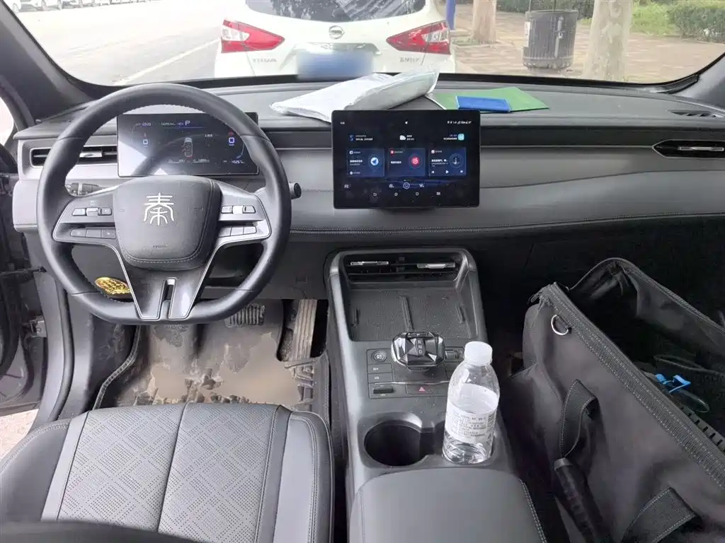 BYD Qin PLUS 2025 DM-i Smart Drive 55KM Leader фото 5