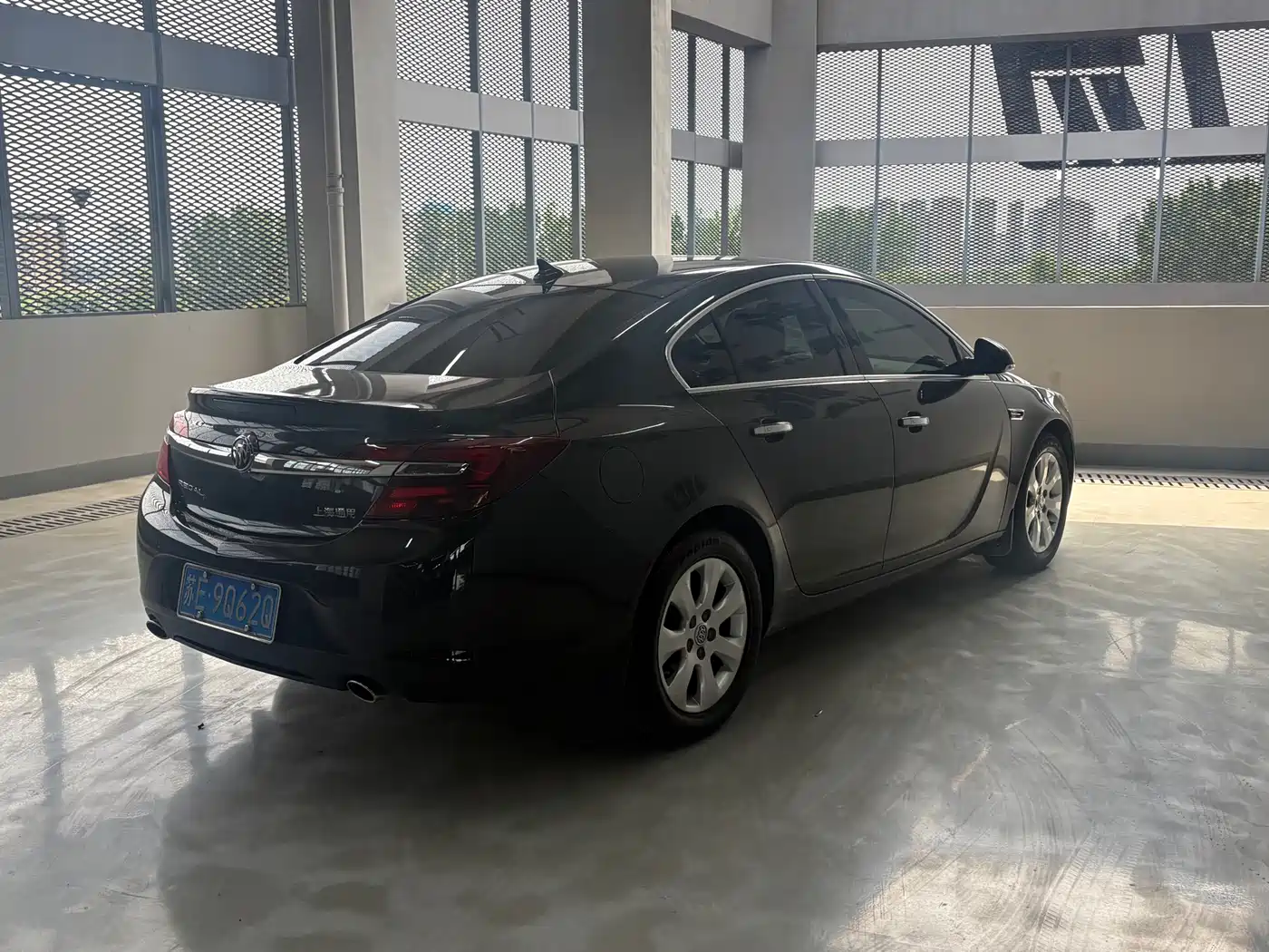Buick Regal 2015 2.0L Elite Fashion Model фото 10