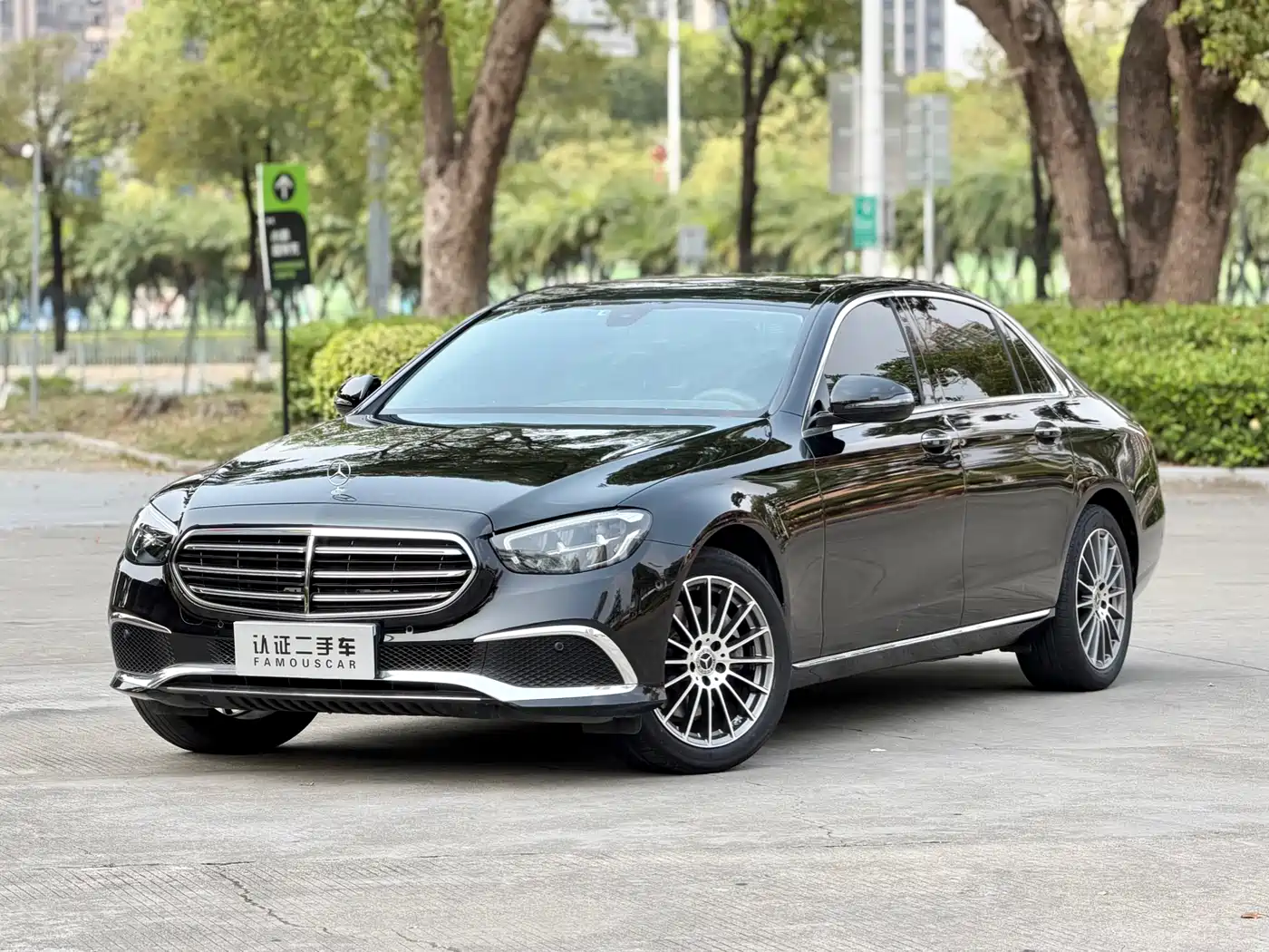 MERCEDES-BENZ E CLASS