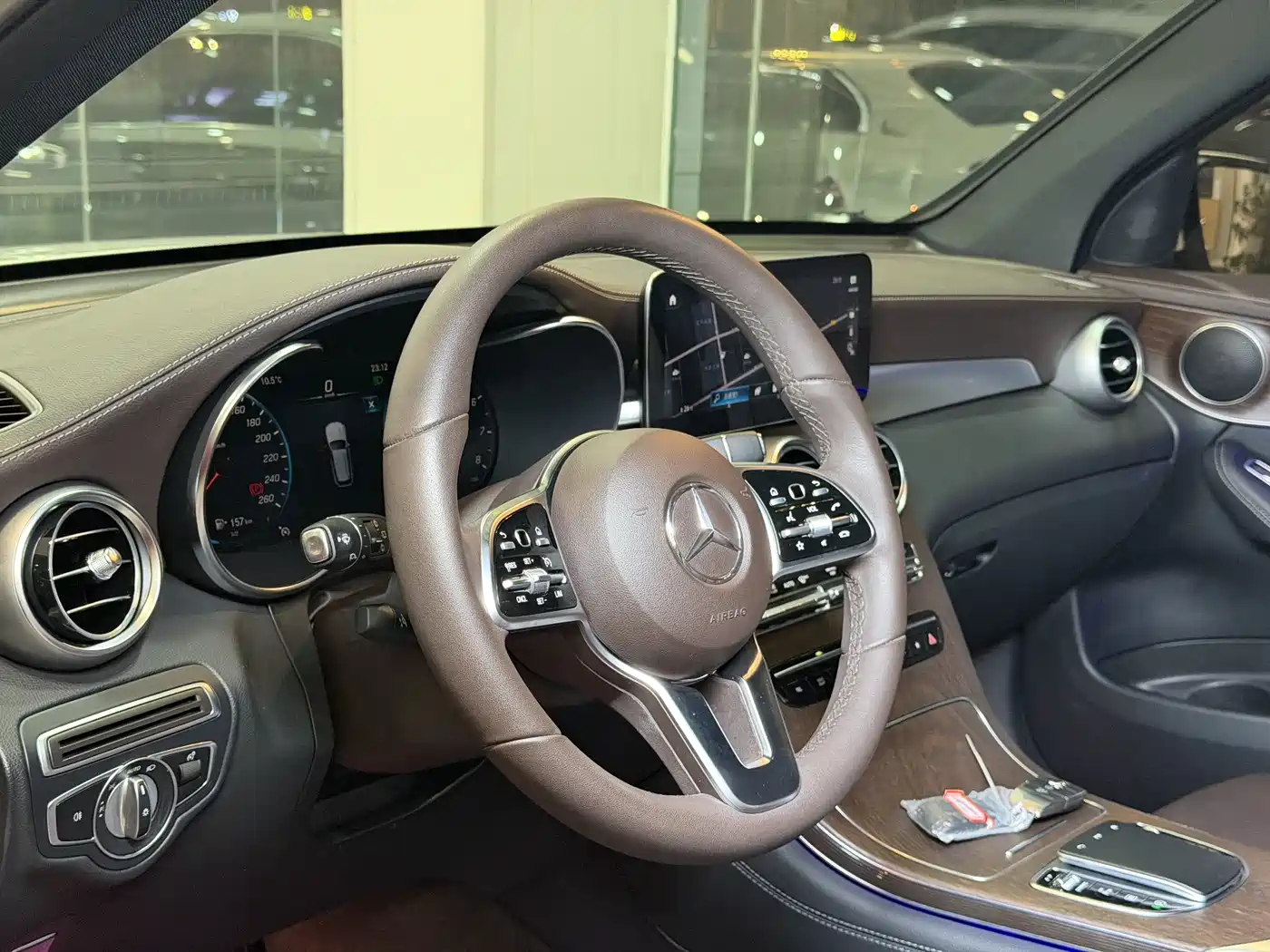 Mercedes-Benz GLC 2021 GLC 260 L 4MATIC Luxury фото 9