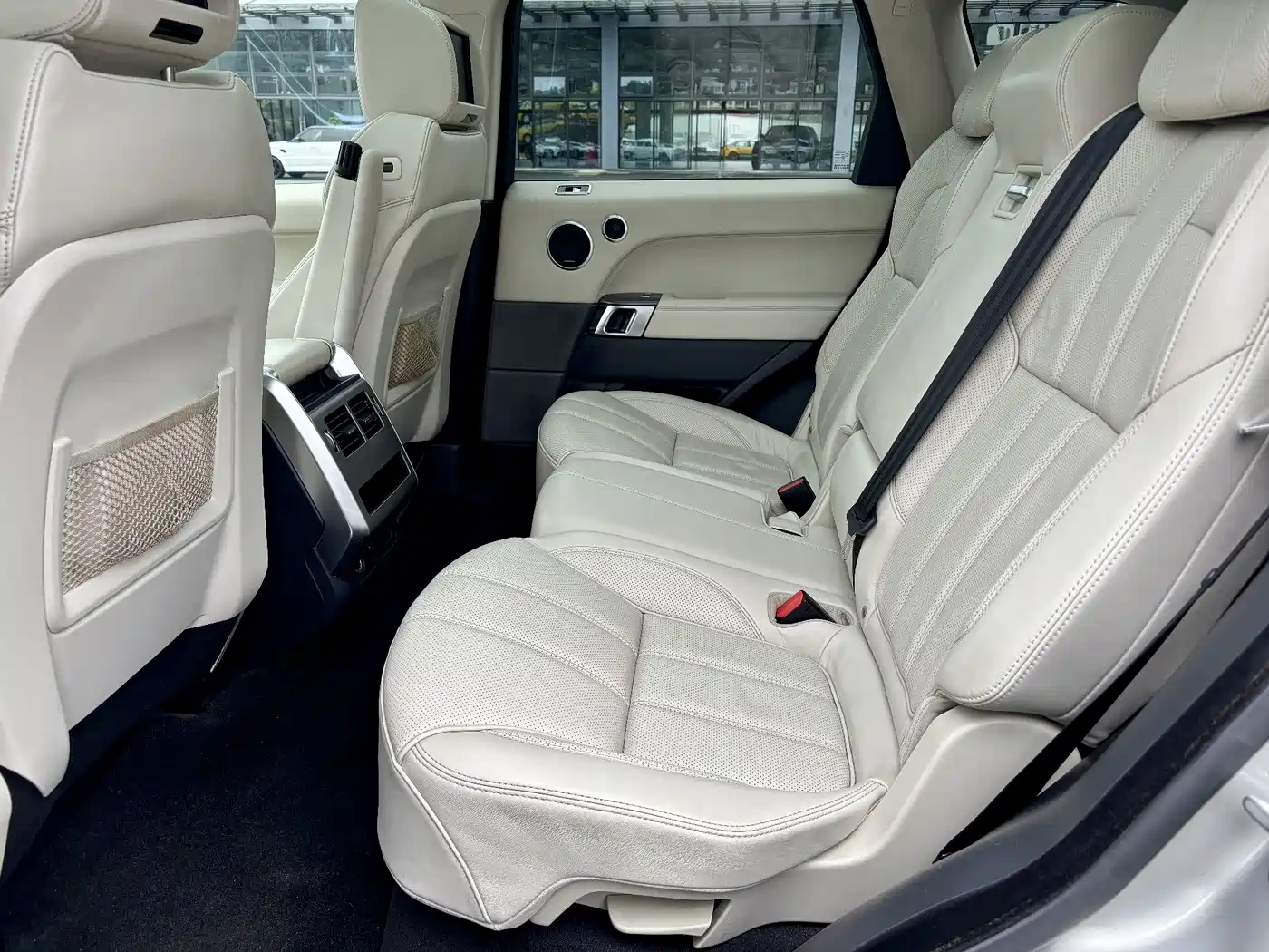 Land Rover Range Rover Sport 2014 3.0 SC V6 HSE фото 6
