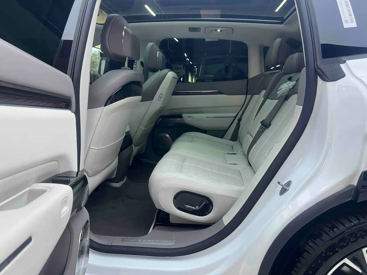 ZEEKR 7X 2025 2025 100kWh Long Range RWD Smart Driving Edition