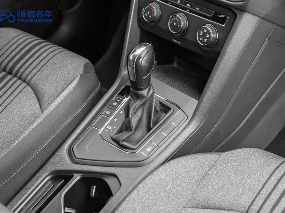 VOLKSWAGEN TUYUE