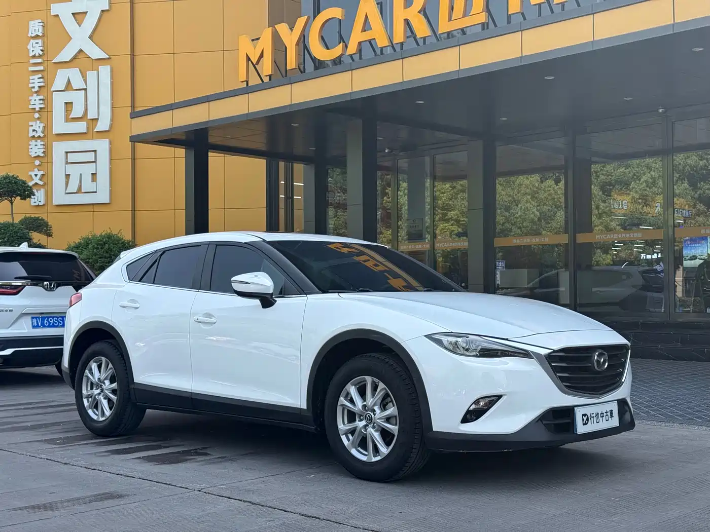 Фото 3 - Mazda CX-4