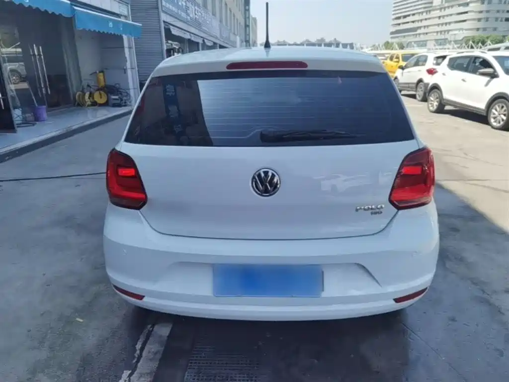 Volkswagen Polo 2018 1.5L Auto Safe Drive фото 6