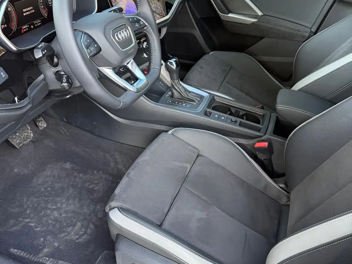 Audi Q3 2022 35 TFSI Fashion Dynamic фото 10