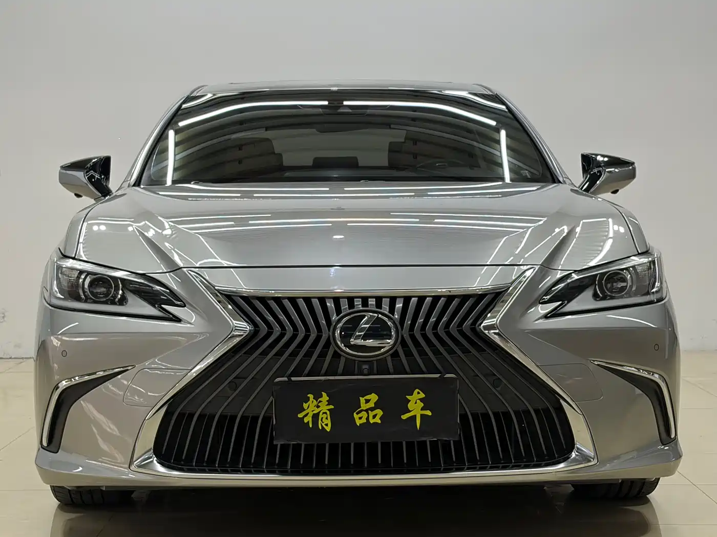 Lexus ES 2018 200 Excellence Edition China V