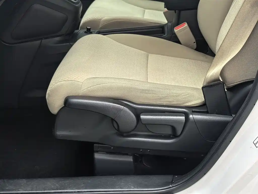 Honda CR-V 2016 2.0L 2WD Classic фото 20