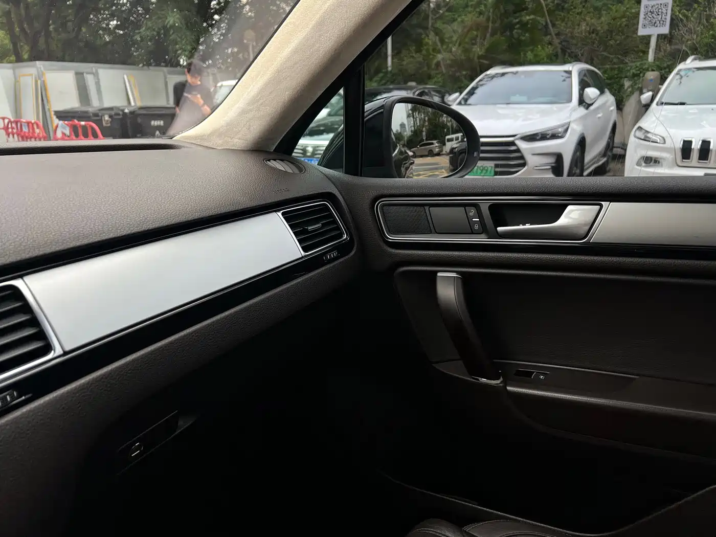 Volkswagen Touareg 2016 3.0TSI Standard фото 17