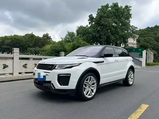 Land Rover Range Rover Evoque 2018 240PS HSE DYNAMIC Drive Edition — фото 1