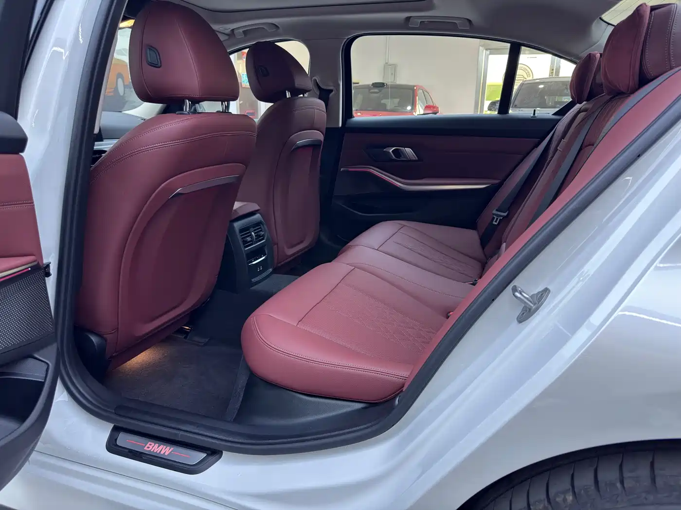 BMW i3 2026 eDrive 40 L фото 16