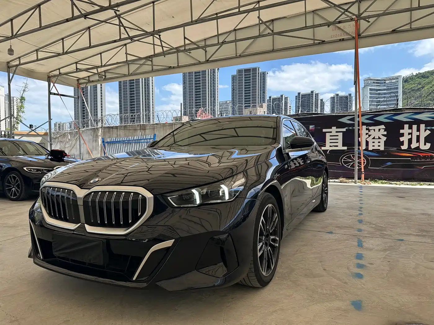 BMW 5 Series 2024 525Li M Sport Package