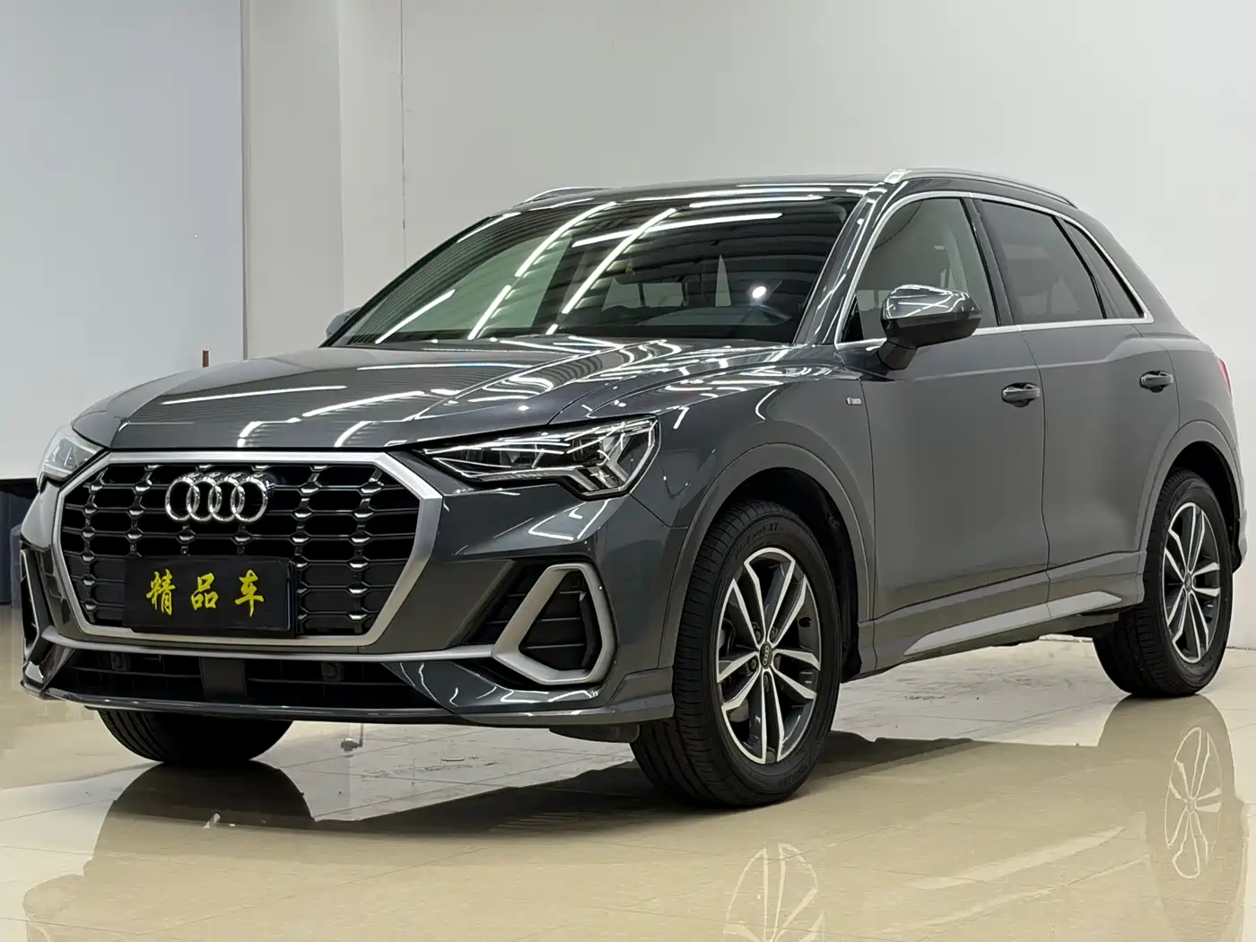 Audi Q3 2021 40 TFSI Fashion Sport