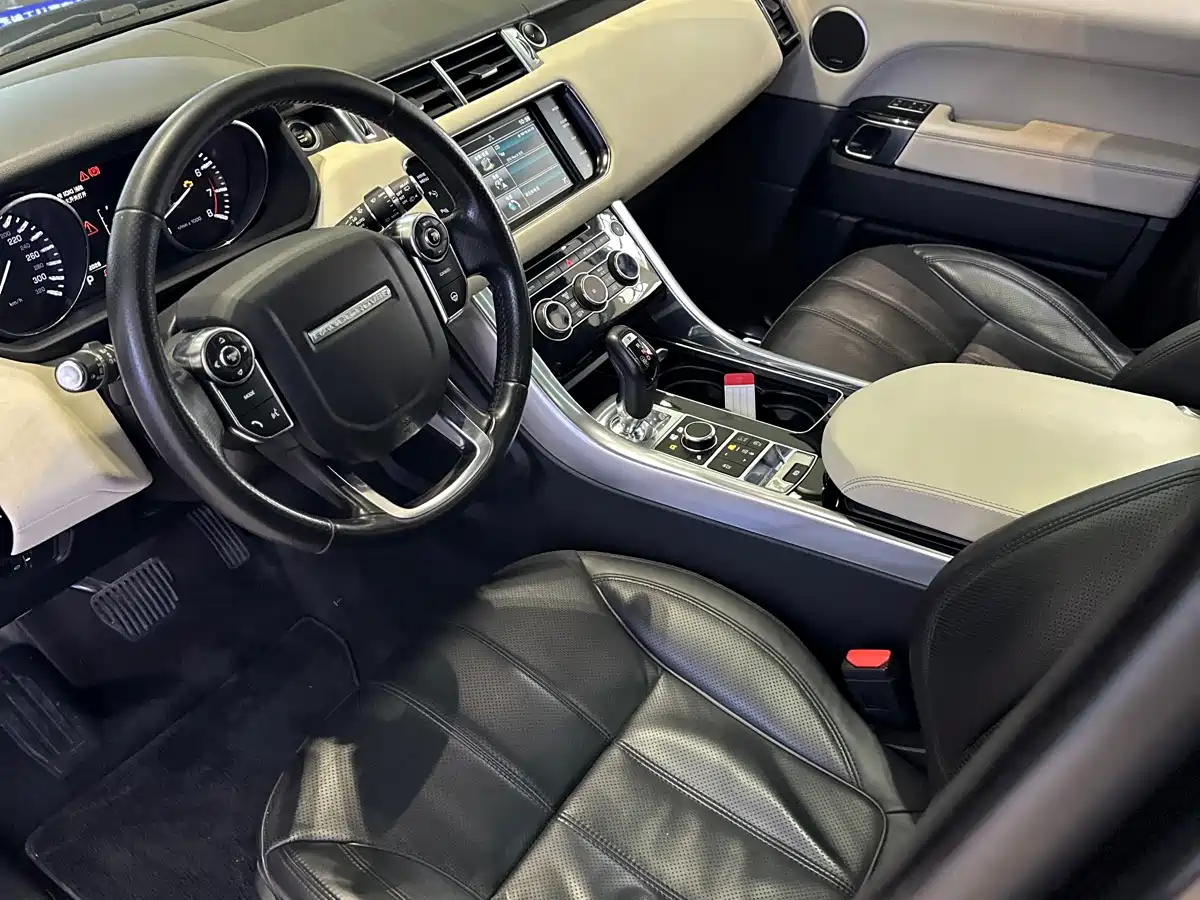 Land Rover Range Rover Sport 2014 3.0 SC V6 HSE фото 8