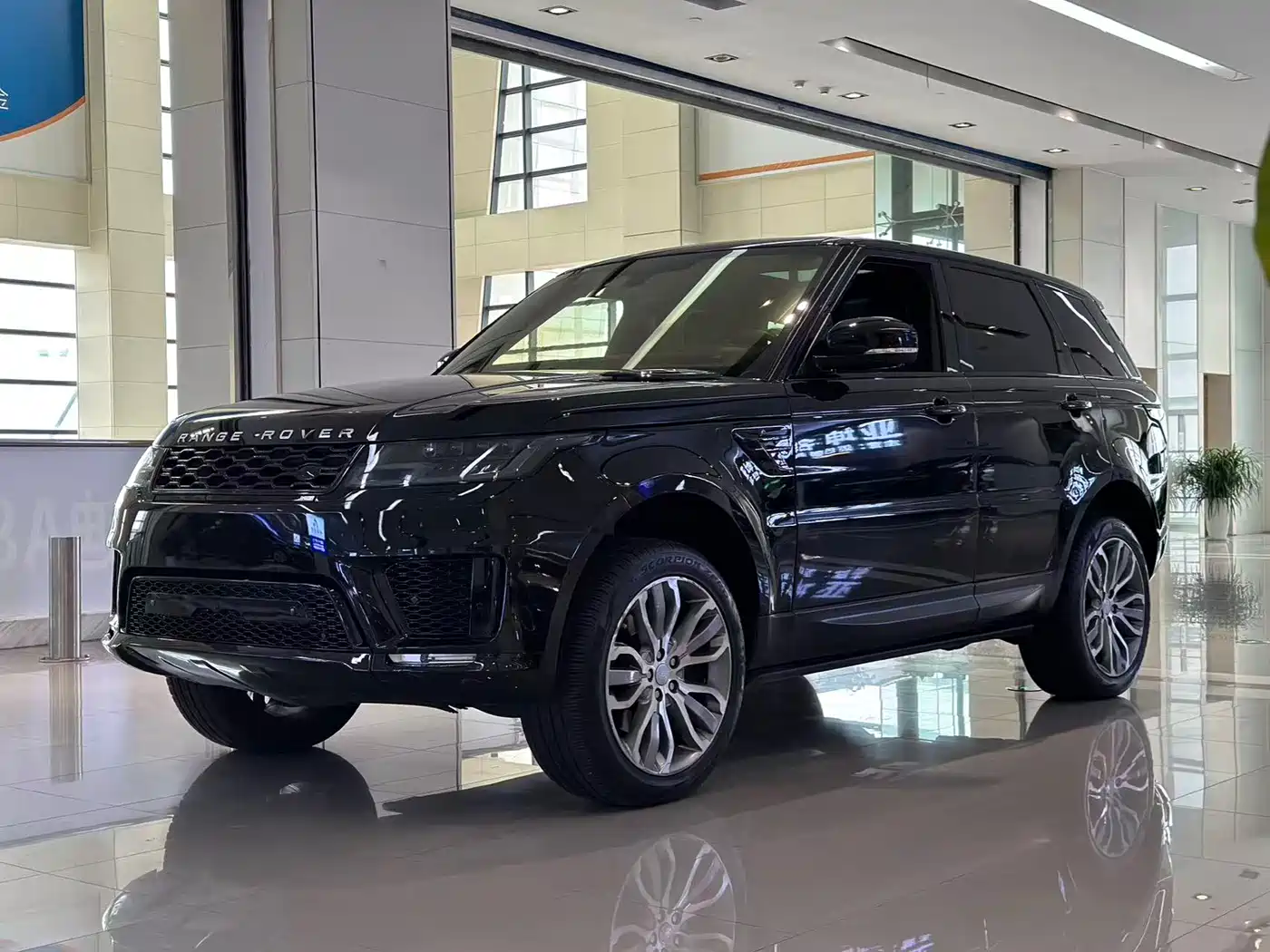 Land Rover Range Rover Sport 2014 3.0 SC V6 HSE фото 17