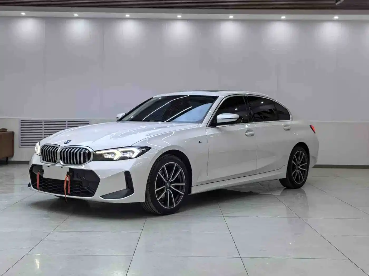BMW 3-SERIES