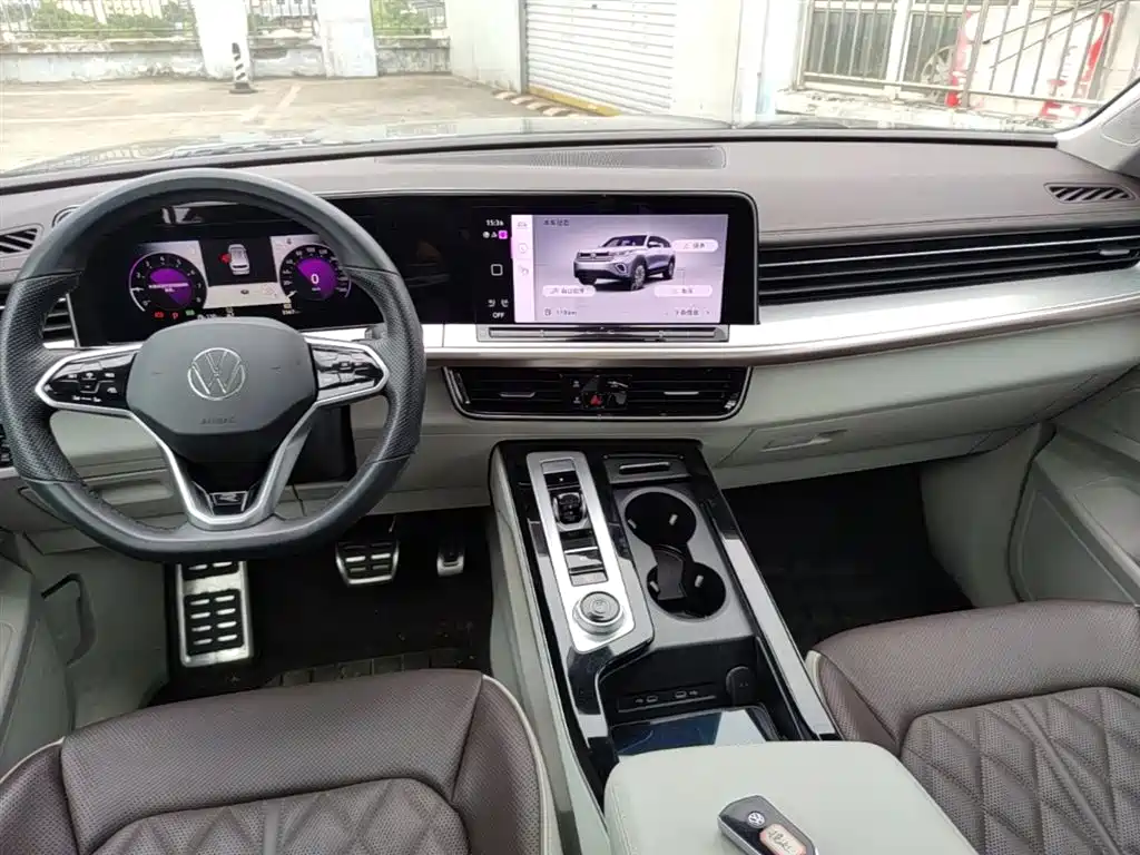 Volkswagen Talagon 2023 380TSI 4WD R-Line Touring Edition фото 13