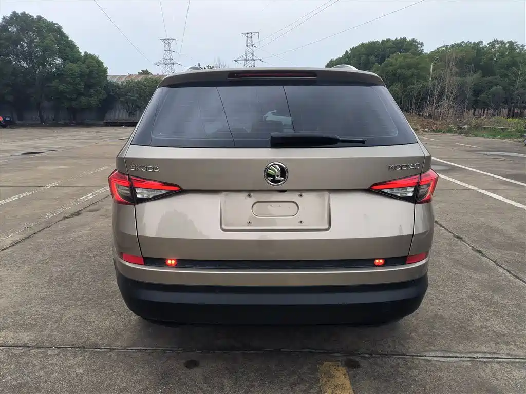 Škoda Kodiaq 2017 TSI330 5-seater 2WD Comfort Edition фото 4