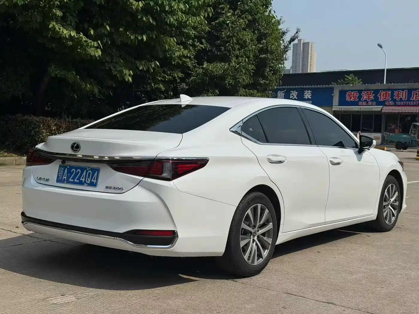 Lexus ES 2020 200 Excellence фото 9