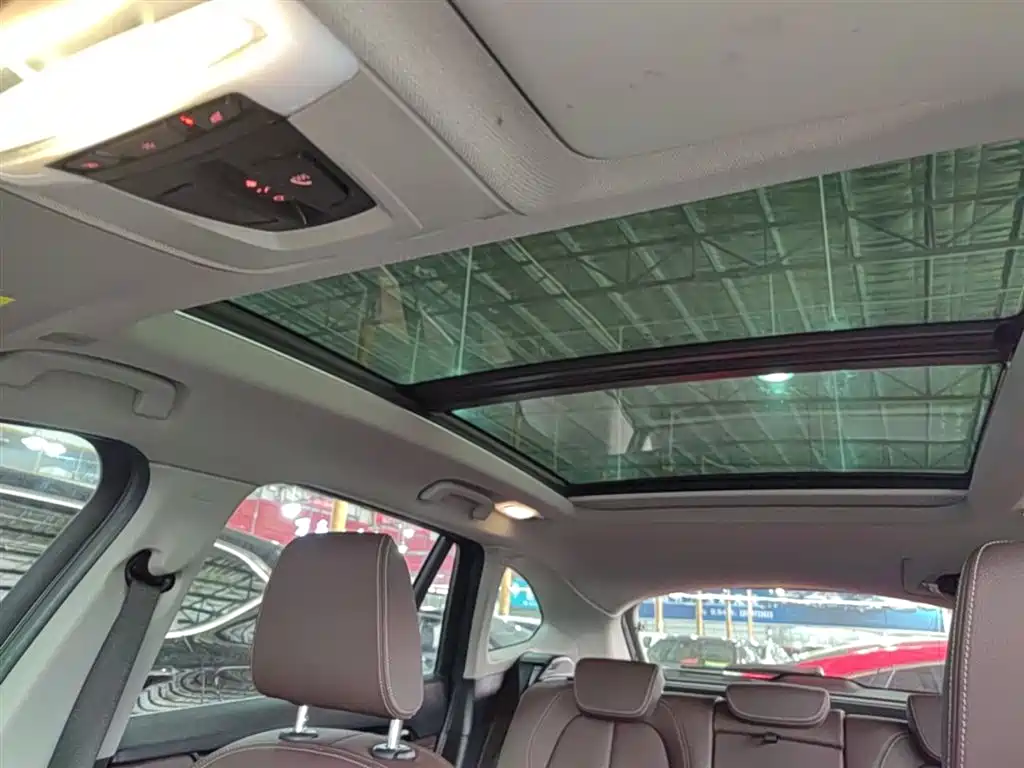 BMW X1 2022 sDrive25Li Leading фото 18