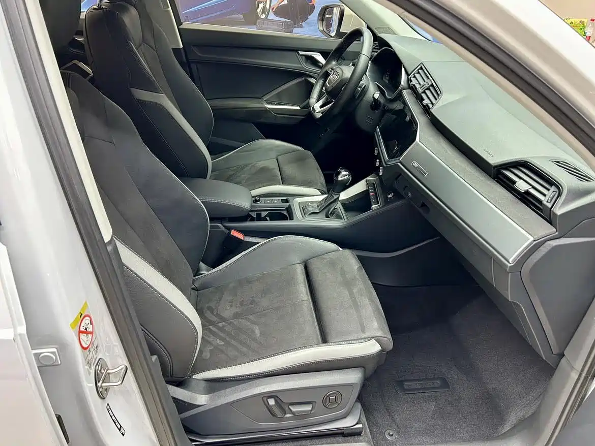Audi Q3 2023 35 TFSI Fashion Dynamic (1.4T) фото 11