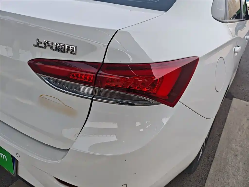 Buick Excelle 2018 18T Automatic Elite фото 8