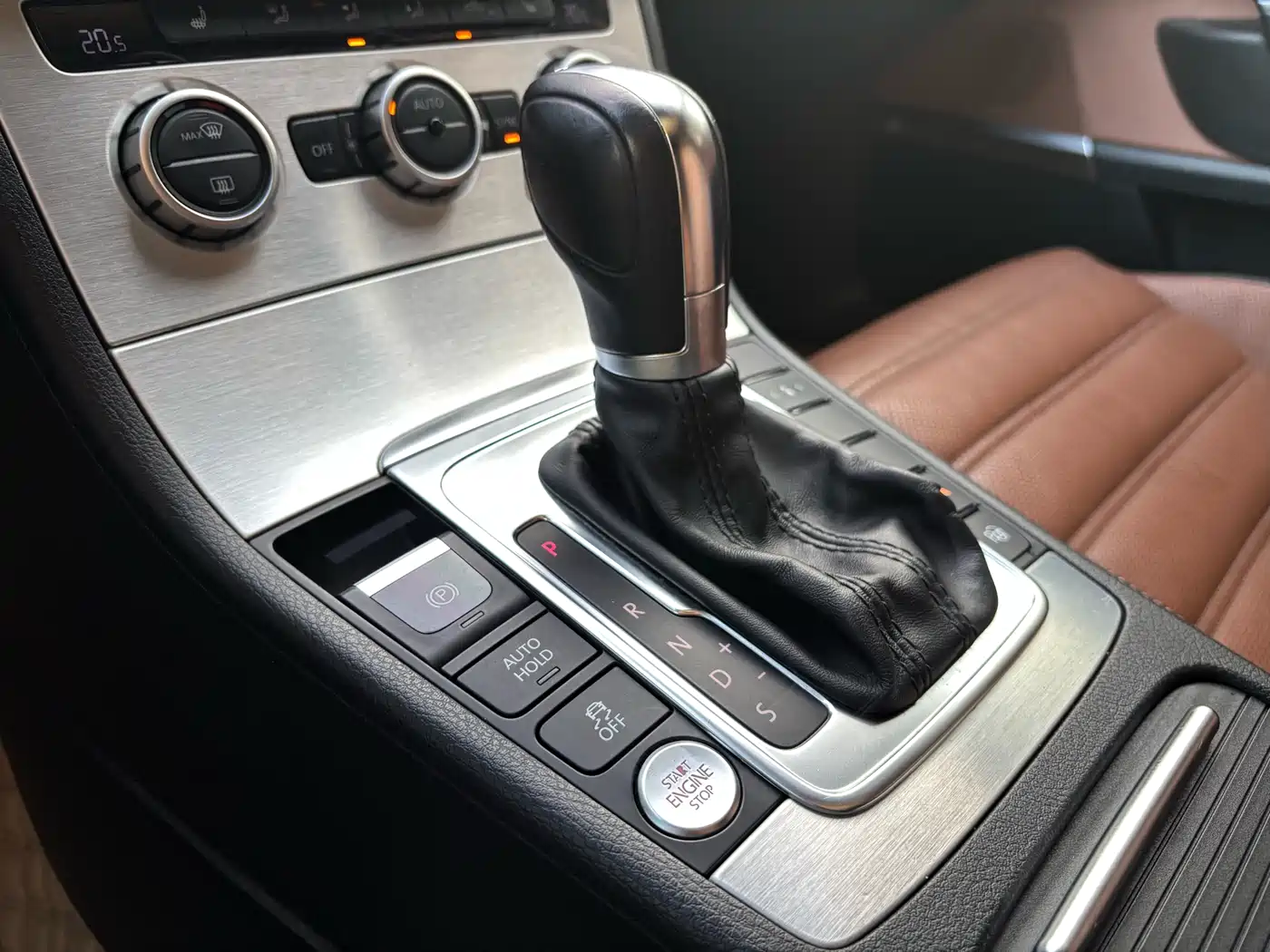 Volkswagen FAW-Volkswagen CC 2015 2.0TSI Supreme Edition фото 27