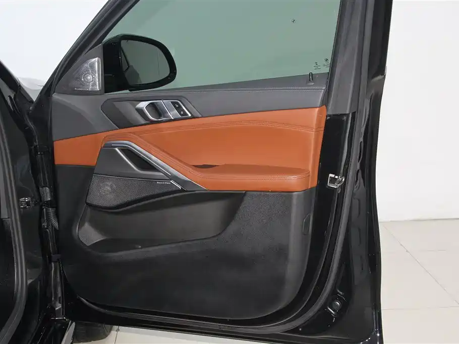 BMW X6 2022 Facelift xDrive30i M Sport Package фото 27