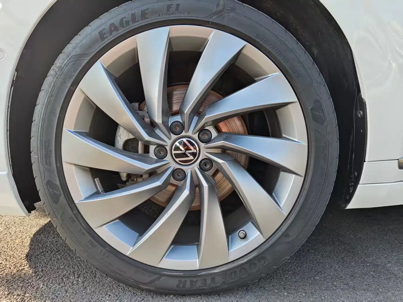 Volkswagen FAW-Volkswagen CC 2023 380TSI Eye-catching Edition фото 20