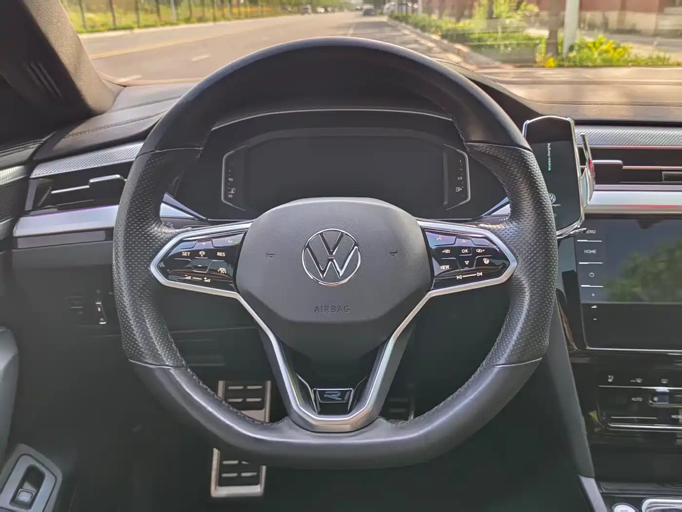 Volkswagen FAW-Volkswagen CC 2023 380TSI Eye-catching Edition фото 26