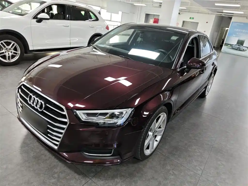 Audi A3 2019 Limousine 35 TFSI Style China V фото 2
