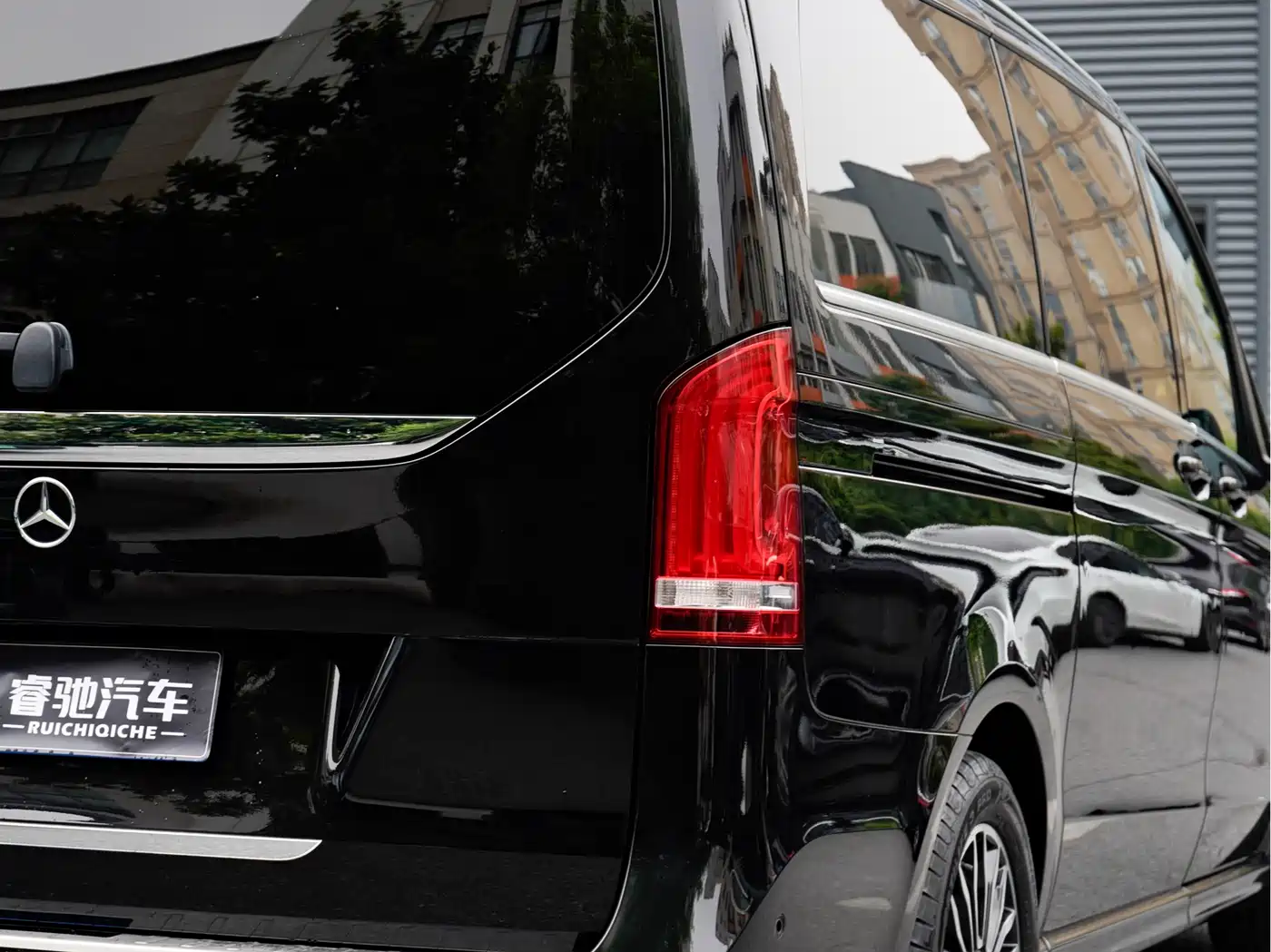 Mercedes-Benz V-Class 2020 V 260 Luxury Edition фото 6