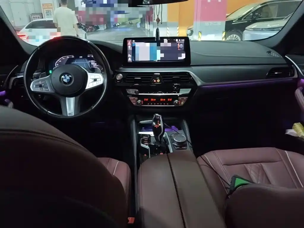BMW 5 Series 2022 Facelift 530Li Leading M Sport Package фото 16