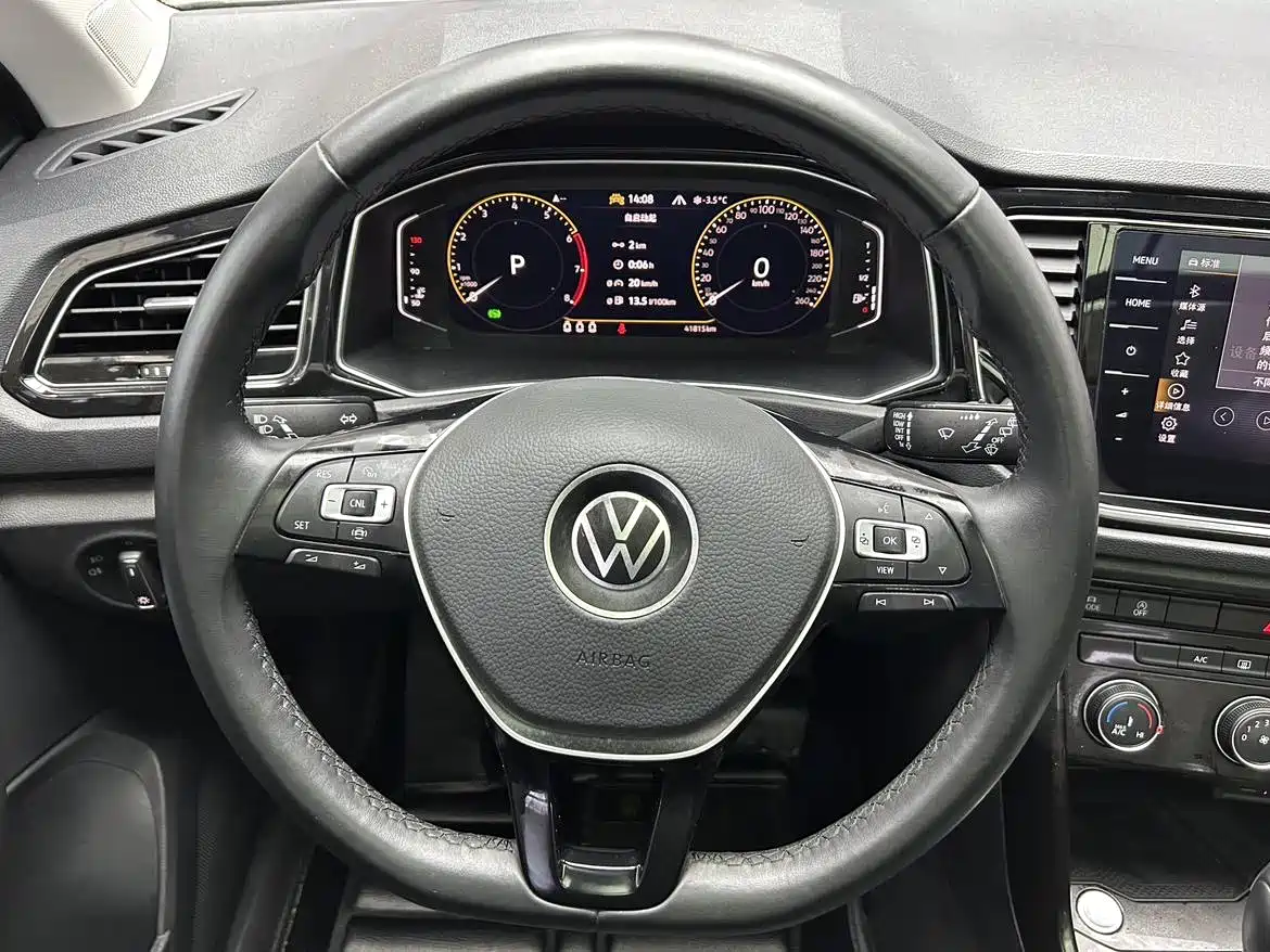 Volkswagen T-ROC 2022 280TSI DSG 2WD Comfort PLUS фото 12