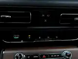 Photo 19 - Lincoln Aviator