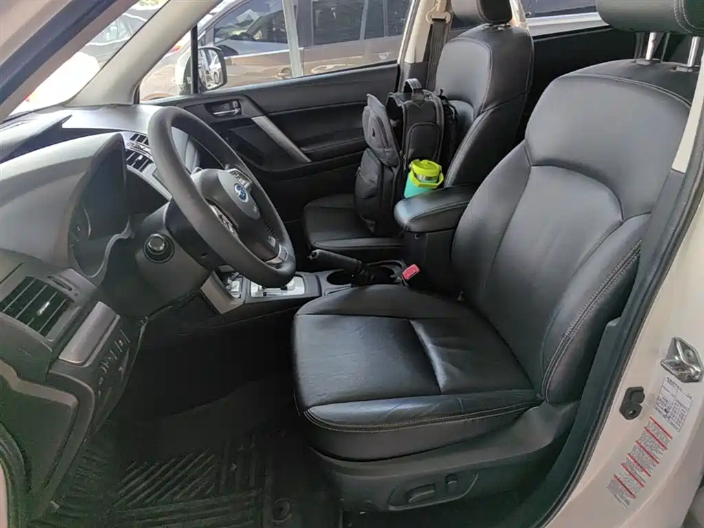 Subaru Forester 2014 2.5i Automatic Elite Edition фото 15