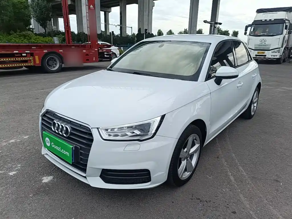 Audi A1 2016 30 TFSI Sportback Design Style Edition фото 2