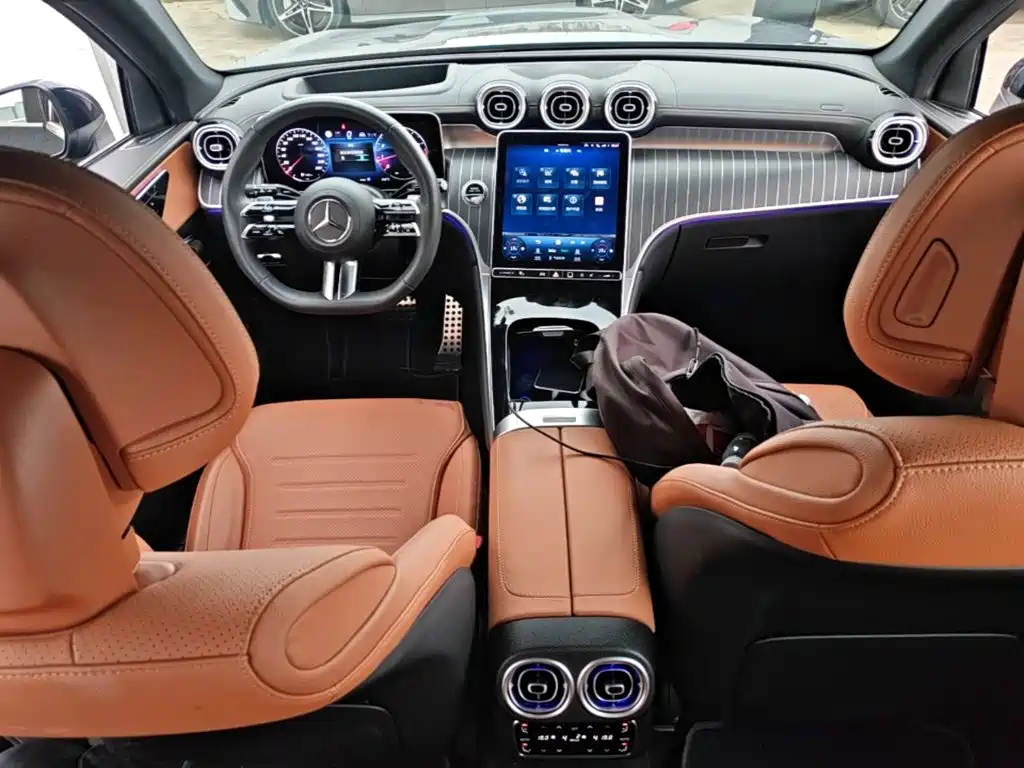 Фото 14 - Mercedes-Benz GLC
