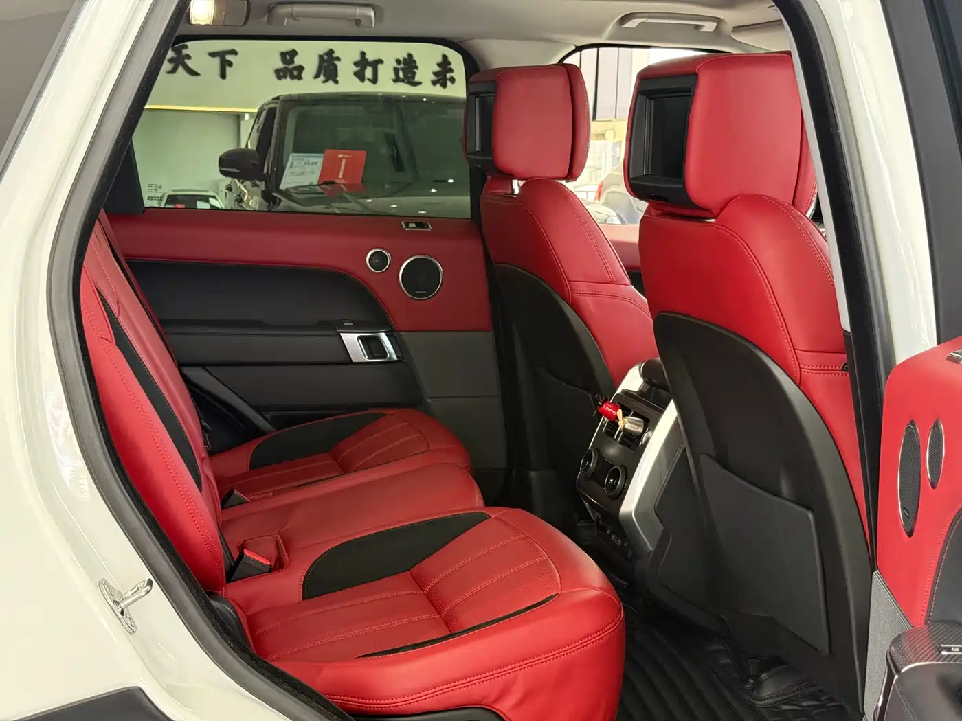 Land Rover Range Rover Sport 2019 3.0 L6 HSE DYNAMIC фото 16