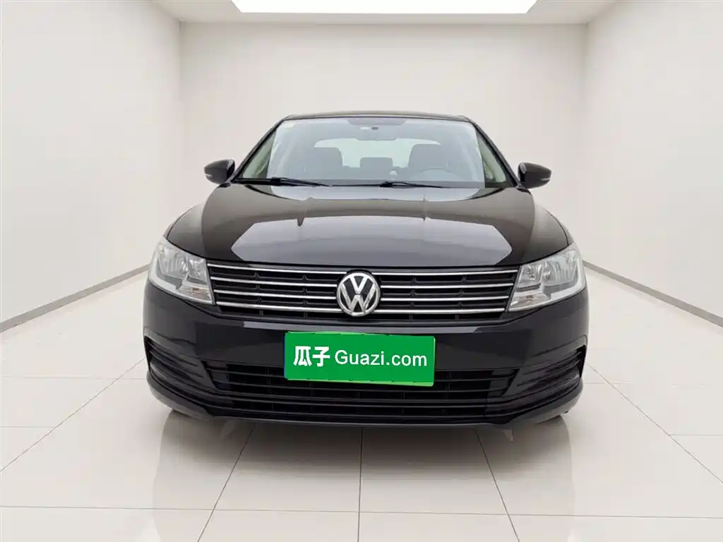 Volkswagen Lavida 2017 1.6L Automatic Trend Edition фото 2